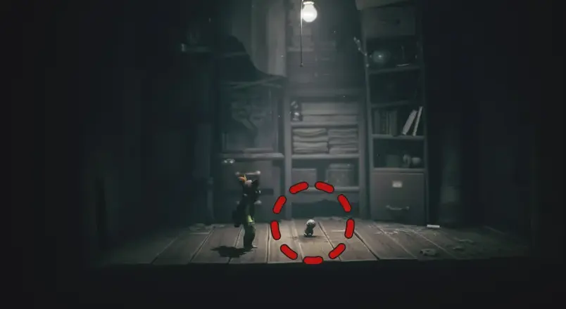 Small opening room with third doll